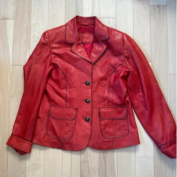 Genuine leather blazer by Dominique in a bold red hue - Picture 4 of 8